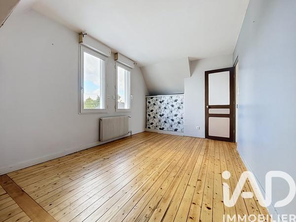 Maison à vendre 6 pièces 108 m² Sainte-Geneviève-des-Bois