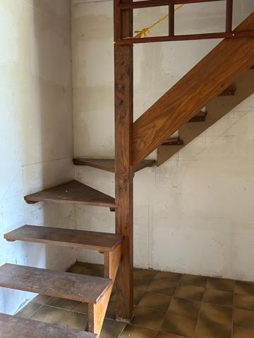 maison en pierre avec terrain