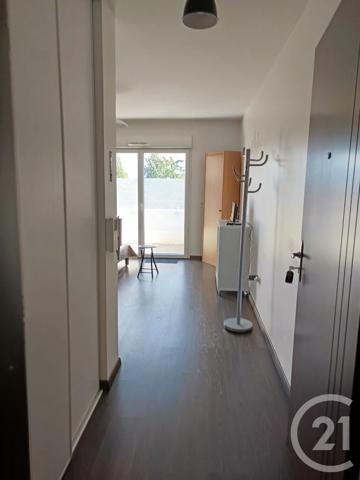 Appartement T2 à vendre  2 pièces - 35,73 m 2   ST JEAN DE LA RUELLE  - 45