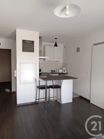 Appartement T2 à vendre  2 pièces - 35,73 m 2   ST JEAN DE LA RUELLE  - 45