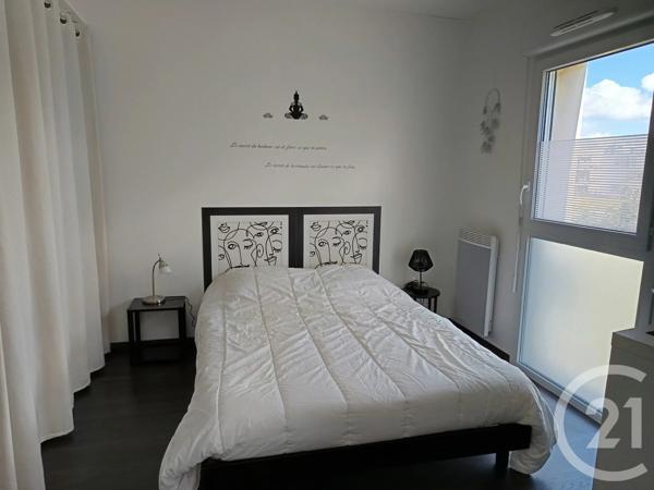 Appartement T2 à vendre  2 pièces - 35,73 m 2   ST JEAN DE LA RUELLE  - 45