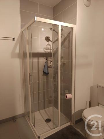 Appartement T2 à vendre  2 pièces - 35,73 m 2   ST JEAN DE LA RUELLE  - 45