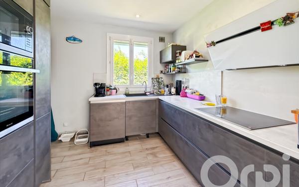 Maison à vendre    5 pièces •  Bollène