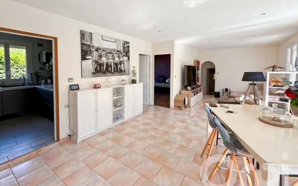 Maison à vendre    5 pièces •  Bollène