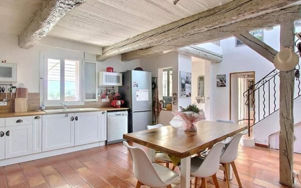 Maison à vendre    7 pièces •  Gonfaron