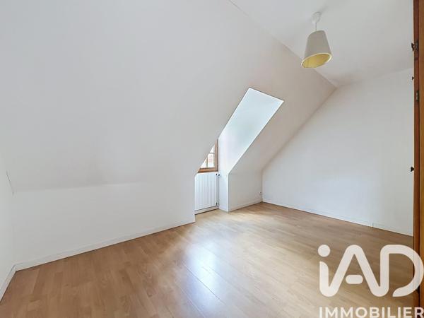 Maison à vendre 6 pièces 122 m² Montigny-le-Bretonneux