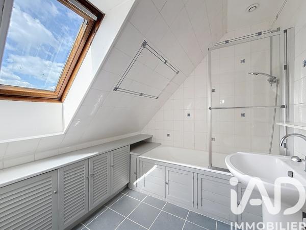 Maison à vendre 6 pièces 122 m² Montigny-le-Bretonneux