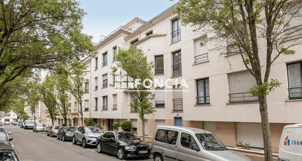 À vendre Studio 31.91 m² - Antony 92160