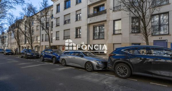 À vendre Studio 31.91 m² - Antony 92160