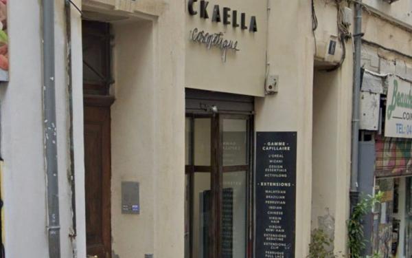 Appartement à vendre    2 pièces • 72 m2 Marseille 1