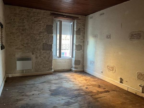 Maison à vendre |  Escassefort |  7 pièces | 230 m²