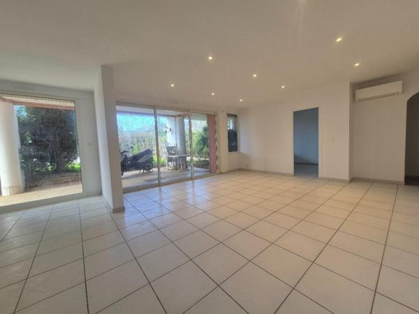 Appartement à LE LAVANDOU, 83980 - 2 pièces 55m²
