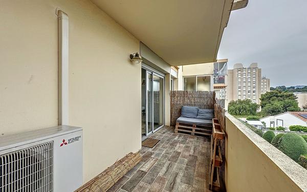 Appartement à louer    3 pièces • 54,99 m2 La Seyne-sur-Mer