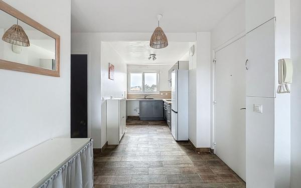Appartement à louer    3 pièces • 54,99 m2 La Seyne-sur-Mer