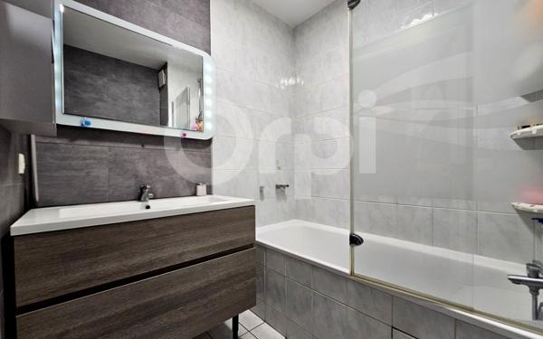 Appartement à vendre    3 pièces • 66,37 m2 Chennevières-sur-Marne