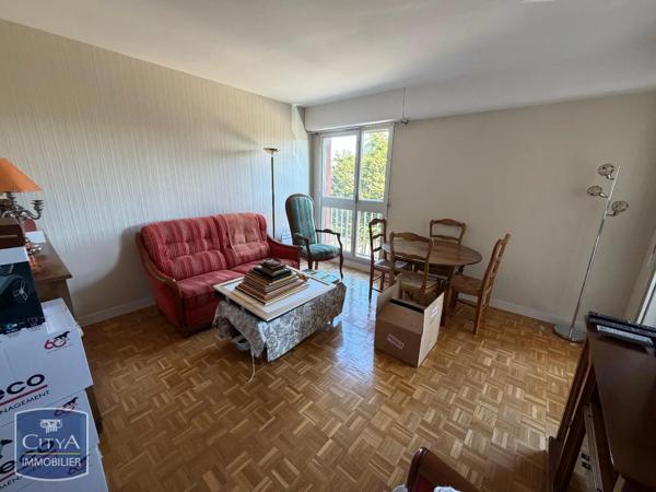 Appartement à louer 3 pièces 65.2m² Châteauroux (36000)
