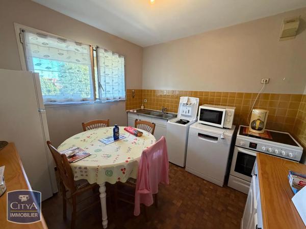 Appartement à louer 3 pièces 65.2m² Châteauroux (36000)