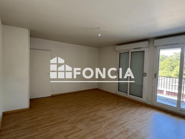 Location Appartement 3 pièces 65.79 m² - 2 BIS RUE DU BARON Orleans 45000