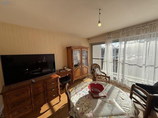 Appartement à vendre à Vichy dans l'Allier (03200), ref : 2026/1005-03020