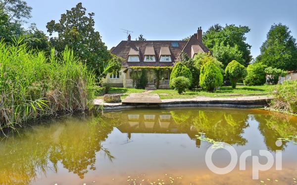 Maison à vendre    7 pièces • 231 m2 Méru