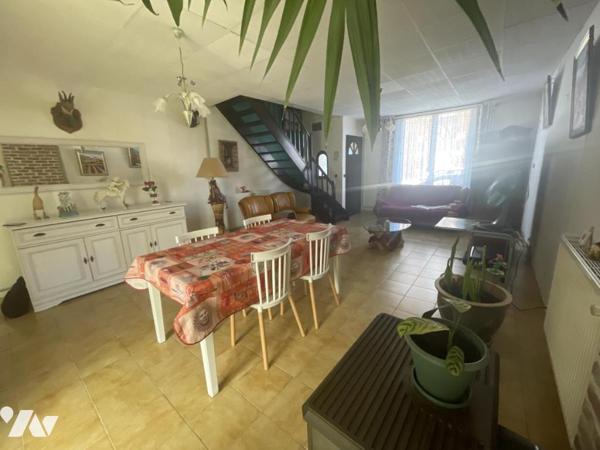 Maison 1930 avec grand jardin sans vis-à-vis, garage et potentiel 4 chambres 
