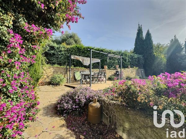 Maison 4 pièces de 110 m² à Le Beausset (83330)