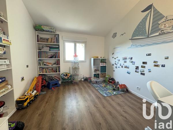 Maison 4 pièces de 110 m² à Le Beausset (83330)