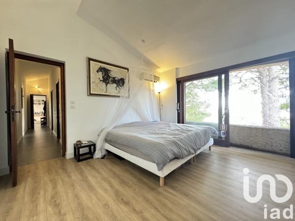 Maison 4 pièces de 110 m² à Le Beausset (83330)