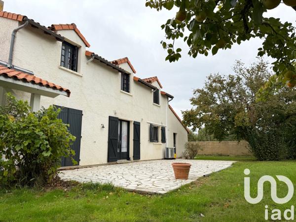 Maison à vendre 8 pièces 150 m² Bignoux