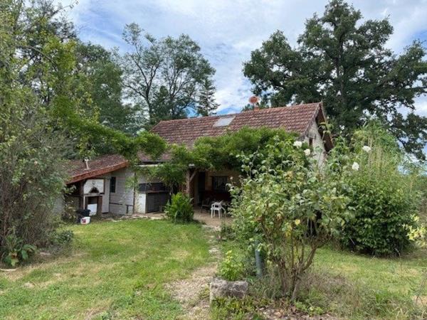 Maison de 55 m² sur un terrain de 5414 m² - secteur ROMENAY