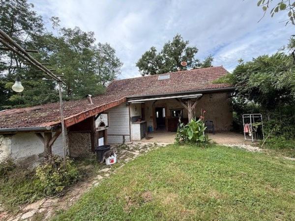 Maison de 55 m² sur un terrain de 5414 m² - secteur ROMENAY