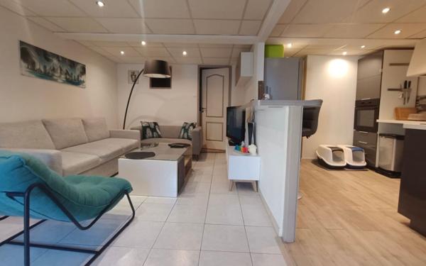 Appartement à vendre    2 pièces • 49 m2 La Valette-du-Var