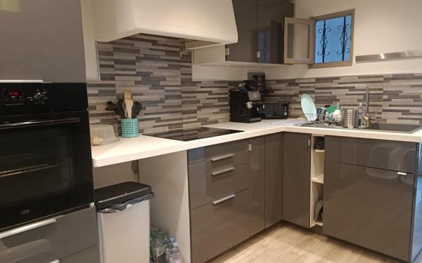 Appartement à vendre    2 pièces • 49 m2 La Valette-du-Var