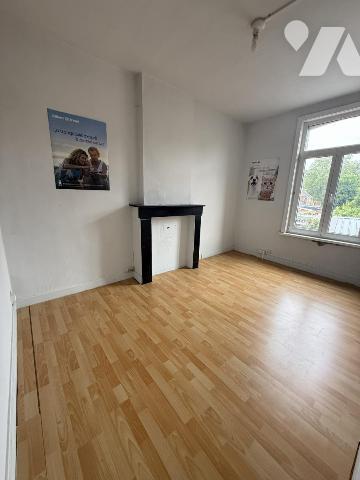 Immeuble à usage professionnel libre d'occupation
