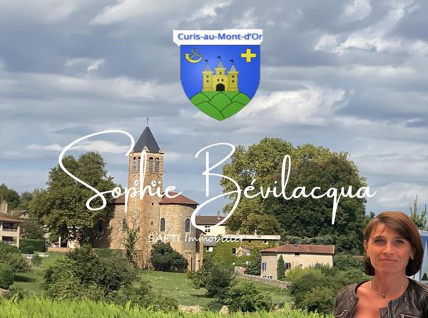 MAISON DE VILLAGE SUR 3 NIVEAUX BEAUCOUP DE CACHET