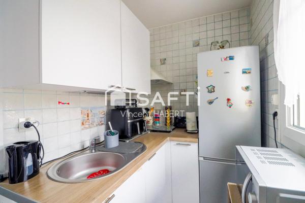 Carrières-sous-Poissy, appartement T2 proximité toutes commodités.