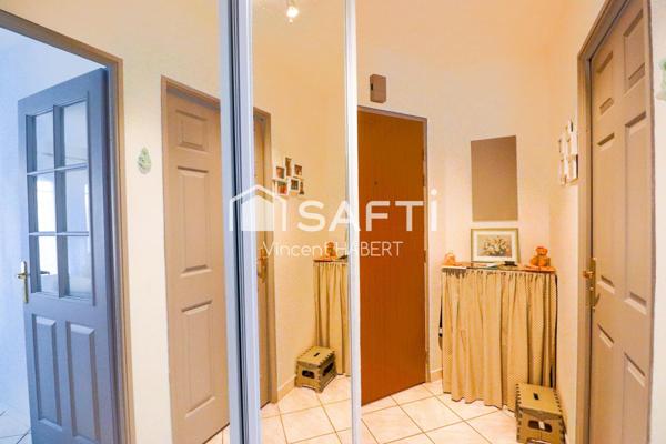 Carrières-sous-Poissy, appartement T2 proximité toutes commodités.