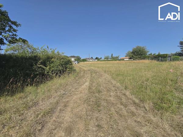 RARE À SAINT-MAIXENT-L'ÉCOLE !, Saint maixent l ecole 79400