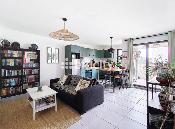 Appartement 3 pièces - 64 m² Exclusivité efficity