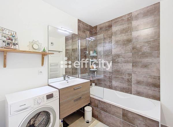 Appartement 3 pièces - 64 m² Exclusivité efficity