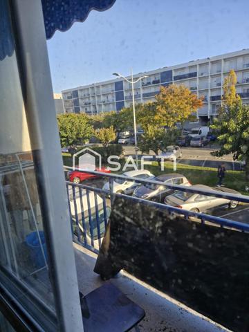 appartement avec belle surface , 3 CHAMBRES , clair et au calme .