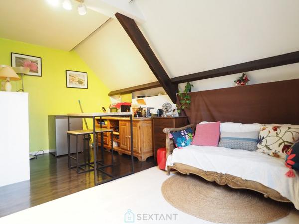 Agréable contemporaine 4 chambres sur terrain 1 415 m²