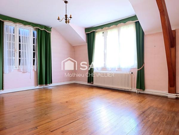 Maison de caractère au fort potentiel