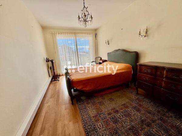 Appartement 7 pièces - 155 m² Exclusivité efficity