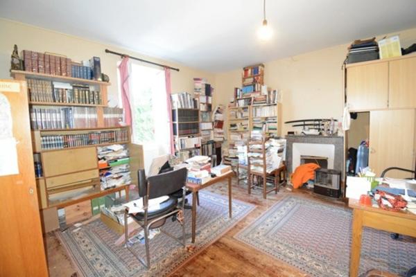 Maison à vendre 6 pièces HIERSAC (16) Rénovation à prévoir