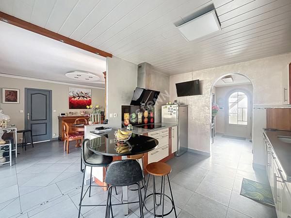 Maison à vendre 5 pièces - Montaigu Vendée