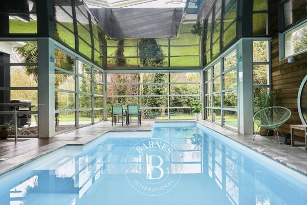 Croix, Maison 5 Chambres -  315 m² à vendre