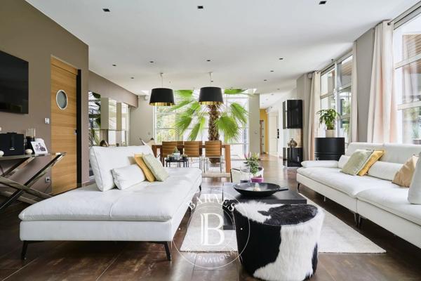 Croix, Maison 5 Chambres -  315 m² à vendre