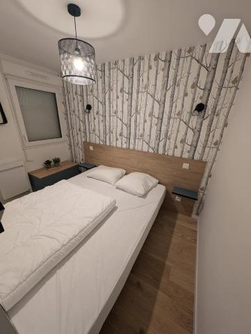 Perros-Guirec – Trestraou / Appartement T1 bis – Plage à 100 m – Parking privé