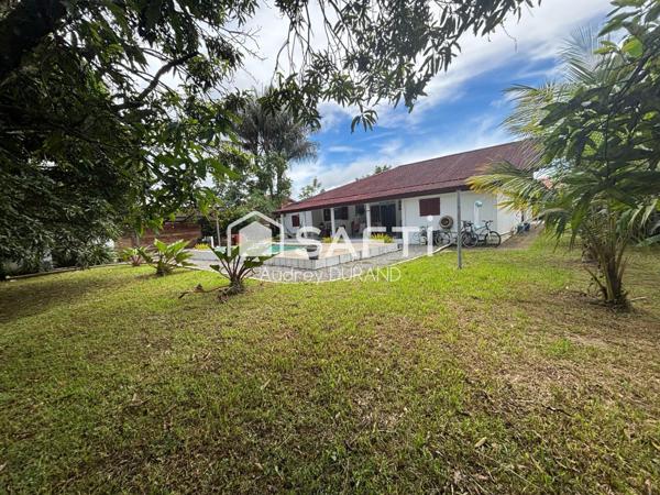 VILLA T5 + BUREAU AVEC PISCINE ET JARDIN